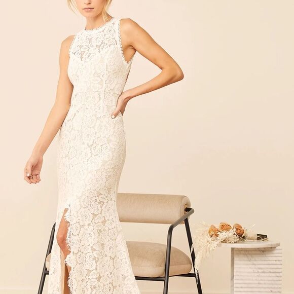 Elegant White Lace Dress - Picture 1 of 10